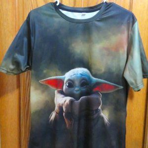 Star Wars Baby Yoda Men's Size M Shirt